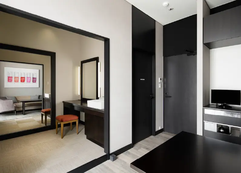 BRIDE ROOM 4